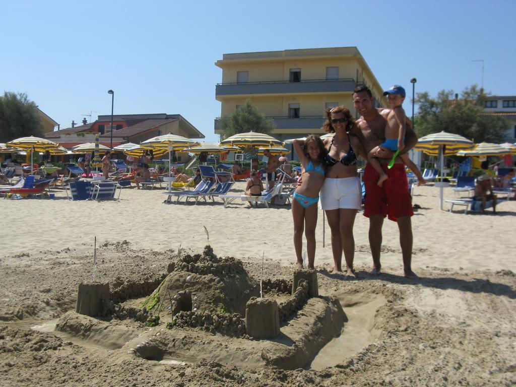 Al Villino Del Sole Bed and Breakfast Fano Εξωτερικό φωτογραφία