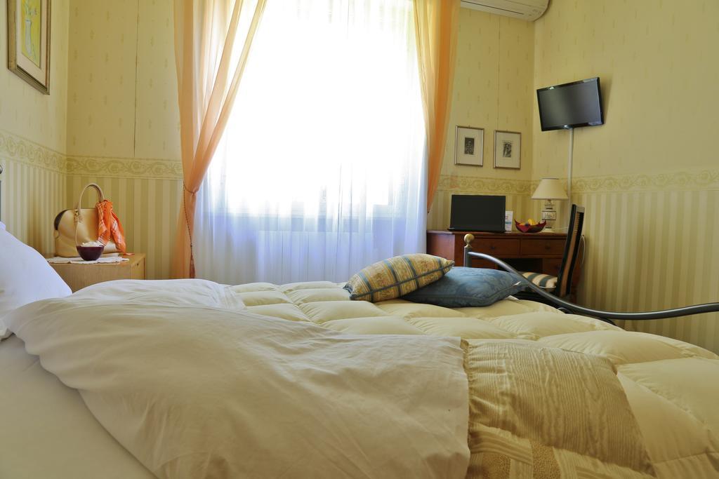 Al Villino Del Sole Bed and Breakfast Fano Εξωτερικό φωτογραφία